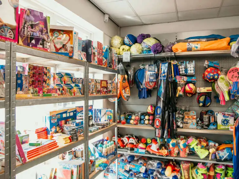 Speelgoed mini-market op de Zeeuwse Kust