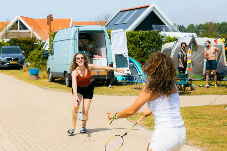 CAS23 2306 camping Tom Doms 8397