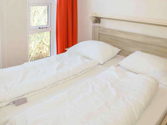 Slaapkamer 1 Chalet 49 6 2